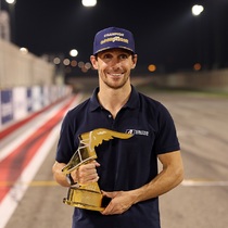 Filipe Wingfoot Albuquerque 🏆Last night, @filipealbuquerque_ won the @goodyear Wingfoot Award Championship for ‘drivers who deliver maximum performance and speed consistently over a longer period’ 👏 #BeUnited #8HBahrain #WEC #goodyear #goodyearwingfoot #lmp2 #trophy